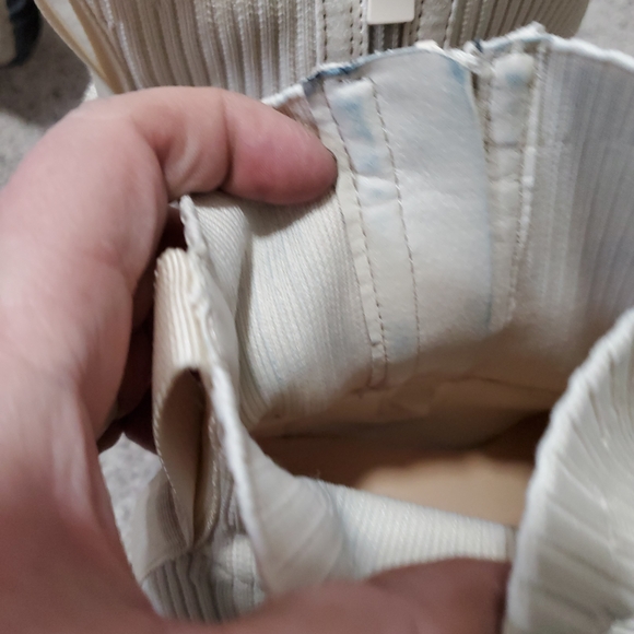 Torrid White Ribbed Ankle Boots 9WW - Picture 5 of 11